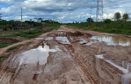 Panorama de un camino del departamento de Concepción que está en malas condiciones y que requiere mejoramiento.