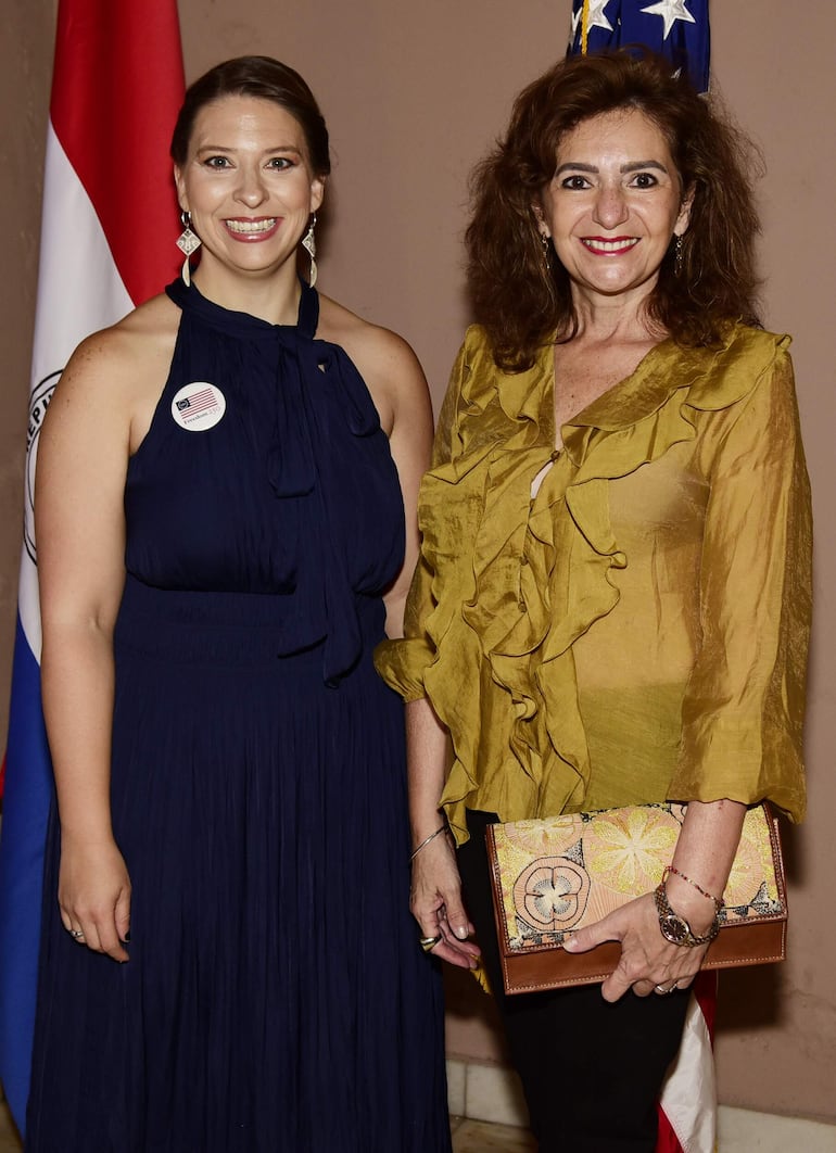 Suemayah Abu-Doule y Marcela Bacigalupo.