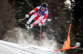 El suizo Franjo von Allmen compite en la prueba masculina de esquí alpino durante los Juegos Olímpicos de Invierno Milano Cortina 2026 en el Centro de Esquí Stelvio de Bormio (Valtellina), el 7 de febrero de 2026.