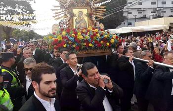 Una multitud  participó de la procesión en honor a Perpetuo Socorro en Pedro Juan Caballero.