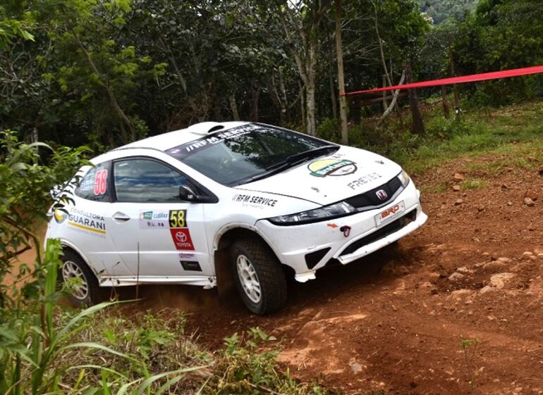 Ricardo Fretes estará en el Rally de San Pedro con el Honda Civic, peleando la general F2 y la Clase RC4A.