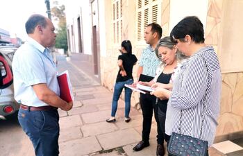 Los concejales que no cobran dietas y gastos de representación desde hace tres meses, Rubén Fernández, Gabriel Ramírez, Cristin López y Sara de Vigile.