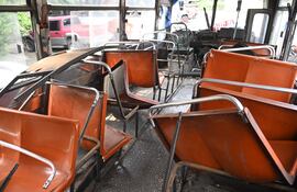 El bus involucrado en el múltiple accidente es concesionaria de la Municipalidad de Asunción, y al parecer, no contaba con inspección técnica vehícular (ITV) al día, una exigencia para la prestación.