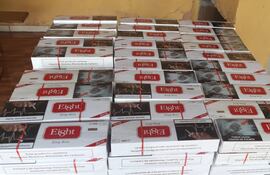 Cigarrillos de contrabando de la marca Eight, producidos por Tabesa, incautados.