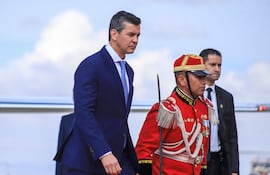Santiago Peña viajará a Taiwán con comitiva oficial y empresarios.