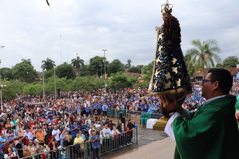 Caacupé será a partir de mañana el punto de convergencia de miles de devotos de la Virgen en inicio de novenario