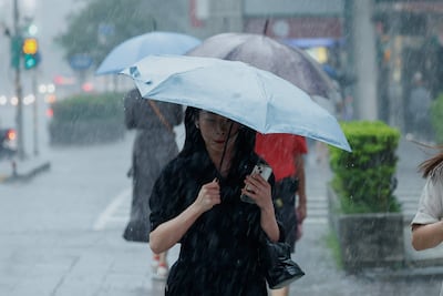 Emiten alerta por lluvias y vientos fuertes para el sur del país