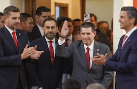 Horacio Cartes bajó línea para priorizar sector sanitario en lo que queda del mandato de Santiago Peña.