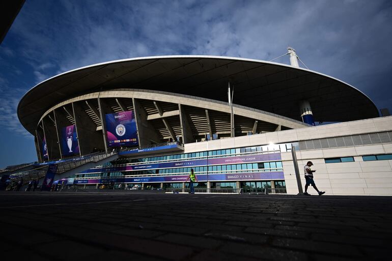 El estadio Olímpico Ataturk, en Estambul, es sede de la final dela Champions League entre el Manchester City y el Inter de Milán. 
