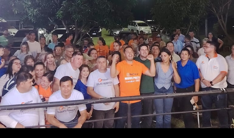 En Carapeguá, el presidenciable del Partido Yo Creo, Miguel Prieto, participó del lanzamiento de candidaturas.