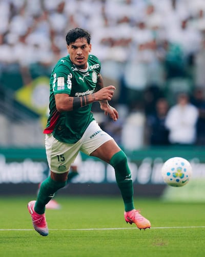 El zaguero central paraguayo, Gustavo Gómez. sigue haciendo historia con la camiseta de Palmeiras de Brasil.