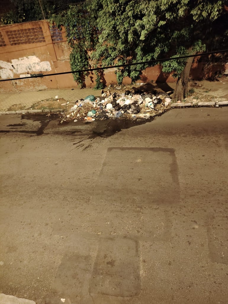 Vertedero "municipal" en pleno CentroDe	LUIS LÓPEZ NERY HUERTA <luis.lopez@abc.com.py>Destinatario	ABC Foto <foto@abc.com.py>Fecha	10-03-2026 09:51