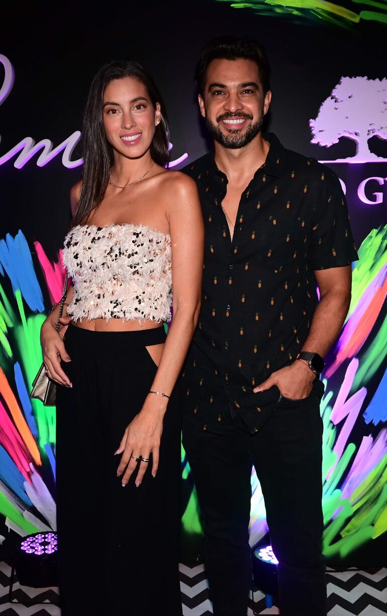 Giselle Lesme y Carlitos Ortellado.