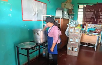La comunidad educativa pide la construcción de una cocina comedor para mejorar el servicio del programa Hmabre Cero