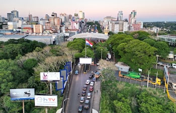El turismo es el principal impulsor de la movilidad internacional hacia Paraguay. Ciudad del Este lo combina con el atractivo comercial.