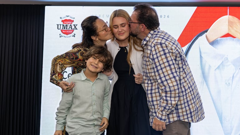 Familiares acompañaron a los estudiantes en uno de los momentos más significativos del comienzo de su formación universitaria.