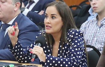 Jueza Carmen Analia Cibils, suspendida y procesada por sospecha de formar parte del esquema conocido como "La Mafia de los Pagarés".