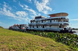 Embarcaciones dedicadas al turismo de pesca deberán parar por 90 días, tiempo que dura la veda en aguas compartidas con el Brasil.
