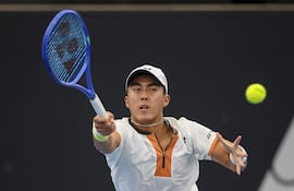 Rinky Hijikata derrotó por doble 6-4 a su compatriota Tristan Schoolkate.