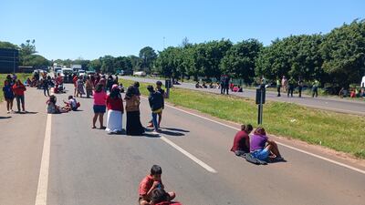 Nativos cierran hace 45 días el km 175 de la Ruta PY02 ante la inacción del Indi.