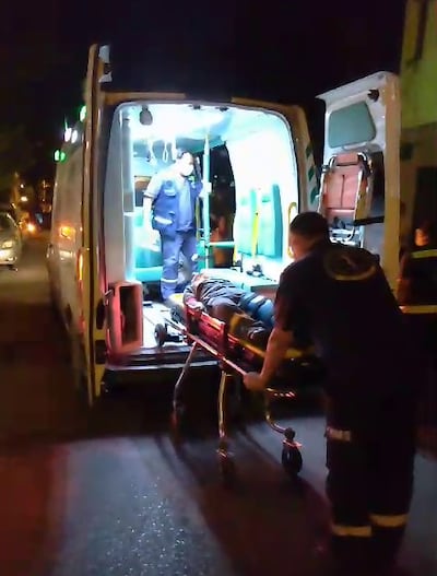 Motociclista denuncia ser víctima de accidente de tránsito y pide responsabilidad al conductor.