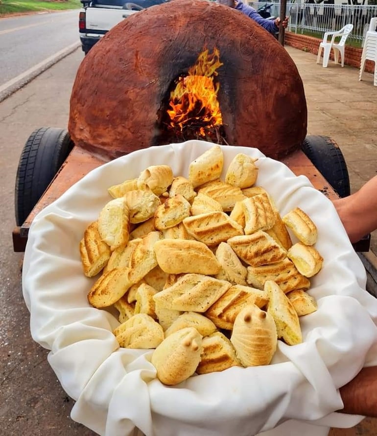 fotografía de archivo, tatakuá portátil en Acahay.