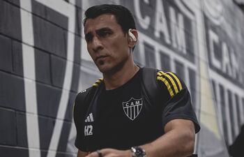 El defensor paraguayo, Junior Osmar Ignacio Alonso Mujica (32 años) integra la lista de convocados de Atlético Mineiro para la final de la Copa Sudamericana.