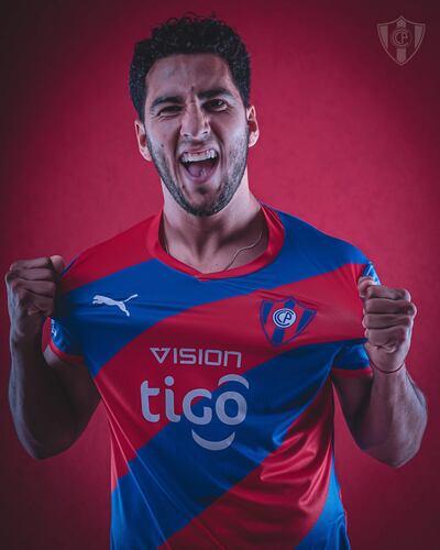 Cecilio Domínguez, titular en Cerro Porteño.
