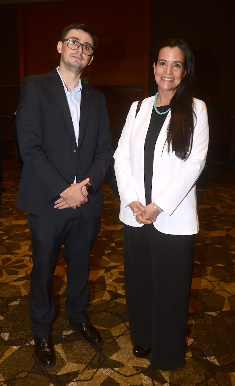 Lucas Kasiañuk y Mirna Ruíz.