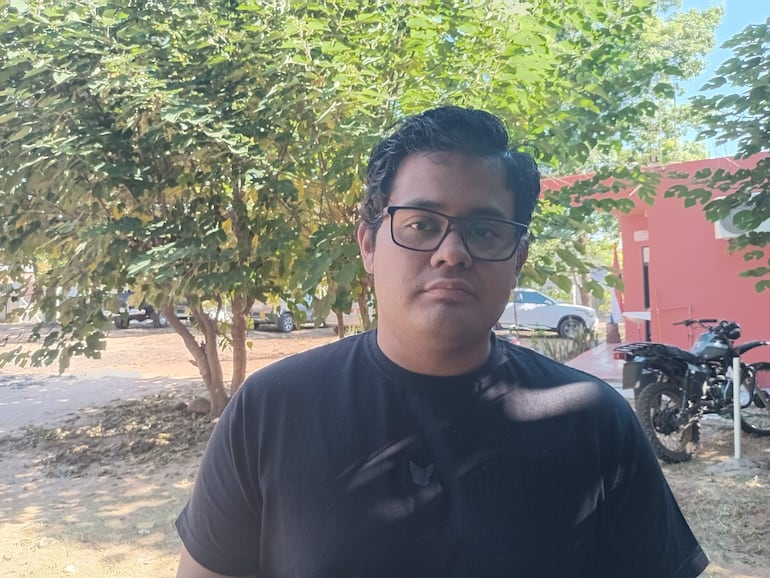 
El profesor Francisco Fernández Valdovinos, por su parte dijo que es un reclamo generalizado de sus colegas de todo el país del mal manejo de los rubros