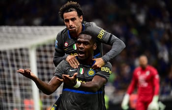 Ange-Yoan Bonny celebra su gol en la remontada del Inter.