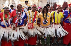 La comunidad Maká exige al Gobierno que se le entregue los títulos de sus propiedades ubicadas en la zona de Chaco' i.
