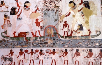 Escena de pesca en la Tumba de Menna, Luxor, Egipto. Imagen ilustrativa de pintura egipcia.