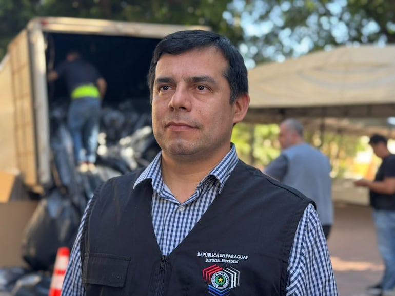 El director de Recursos Electorales del TSJE, Francisco Olmedo. Foto: Osmar Henry/ABC TV.