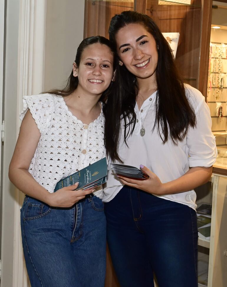 Marianne Basedau y Mirti Blanco.