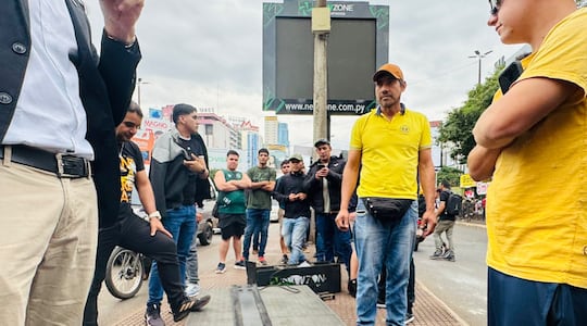 Una gran indignación generó la aparición de una imagen "anti Paraguay" en las pantallas.