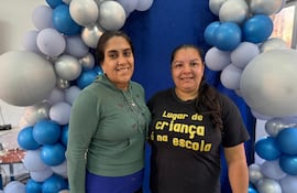 Ana Verón y Silvia de la Vega, madres de niños internados en el Hospital Pediátrico Acosta Ñu