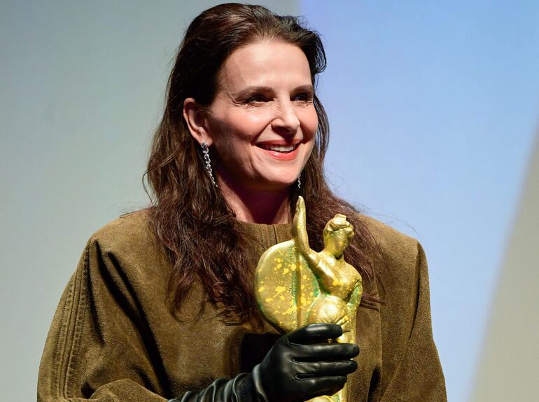 /pf/resources/images/abc-placeholder.png?d=2389