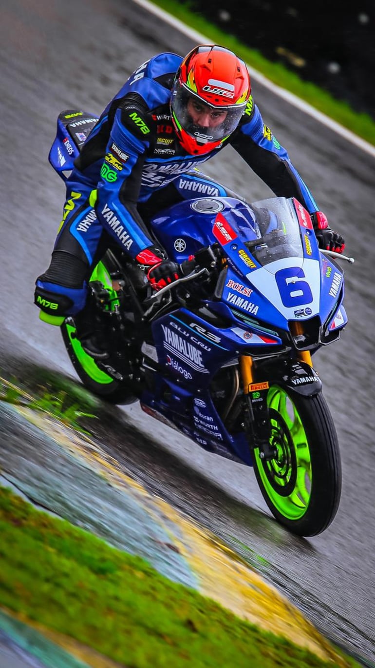 Así transitaba hoy Hassen David en las prácticas libres de Yamaha bLU cRU.