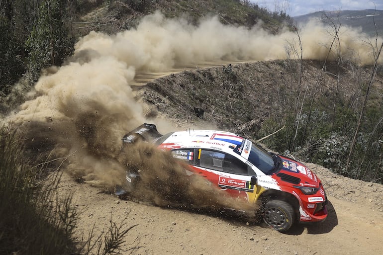 Sébastien Ogier y Vincent Landais (Toyota GR Yaris Rally1) se ubican en el tercer lugar de la clasificación general del rally luso.