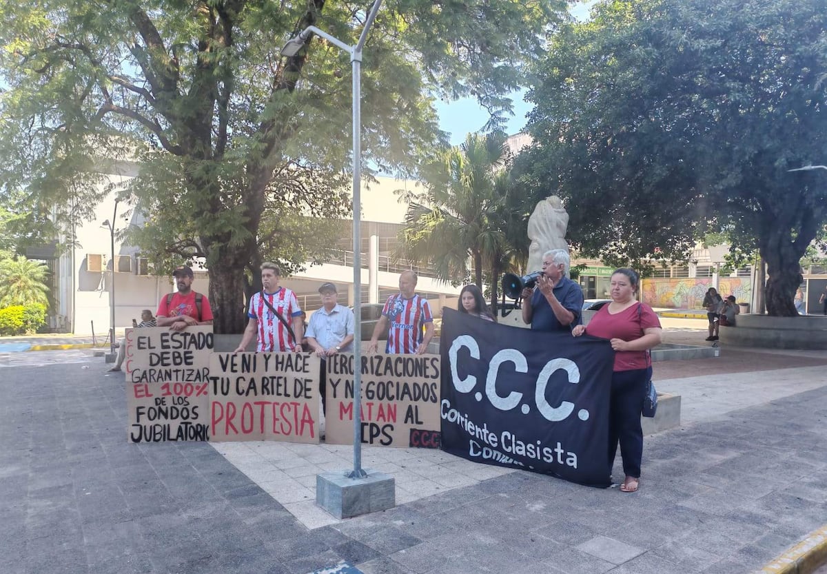 Exigen garantía estatal para fondos jubilatorios del IPS y convocan a asegurados Exigen garantía estatal para fondos jubilatorios del IPS y convocan a asegurados