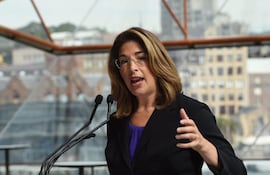 Entre los firmantes está la renombrada autora canadiense Naomi Klein