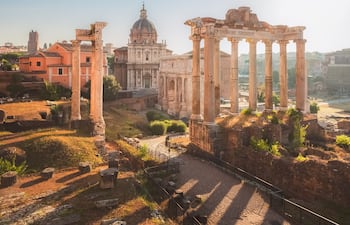 Foro Romano visto desde la colina Capitolina o Campidoglio en Roma, Italia.