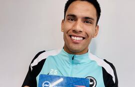 El paraguayo Diego Alexander Gómez Amarilla (22 años), de gran presente en el Brighton & Hove Albion de la Premier League de Inglaterra.