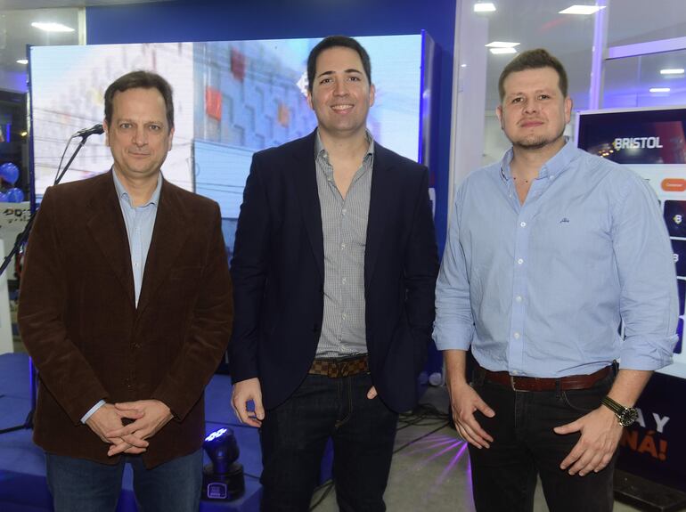 Ignacio Soto, Eduardo Giménez y Diego Chamorro.