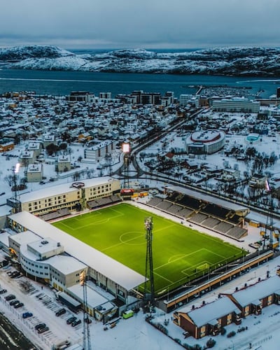 Vista aérea del estadio del Bodo/Glimt de Noruega.