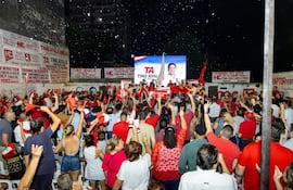 Acto proselitista de la campaña de Constantino "Tino" Ayala y Camilo Pérez en la Seccional Colorada N° 15