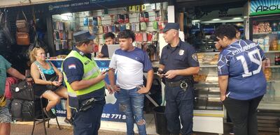 Este lunes siguieron los controles preventivos en diversos puntos de Ciudad del Este.
