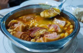 Fabada asturiana.