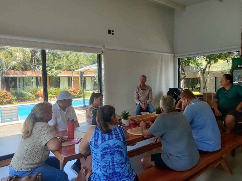 La situación afecta a varios vecinos del barrio Jardín, quienes expresan su preocupación por las molestias que se generan las discotecas en la zona.